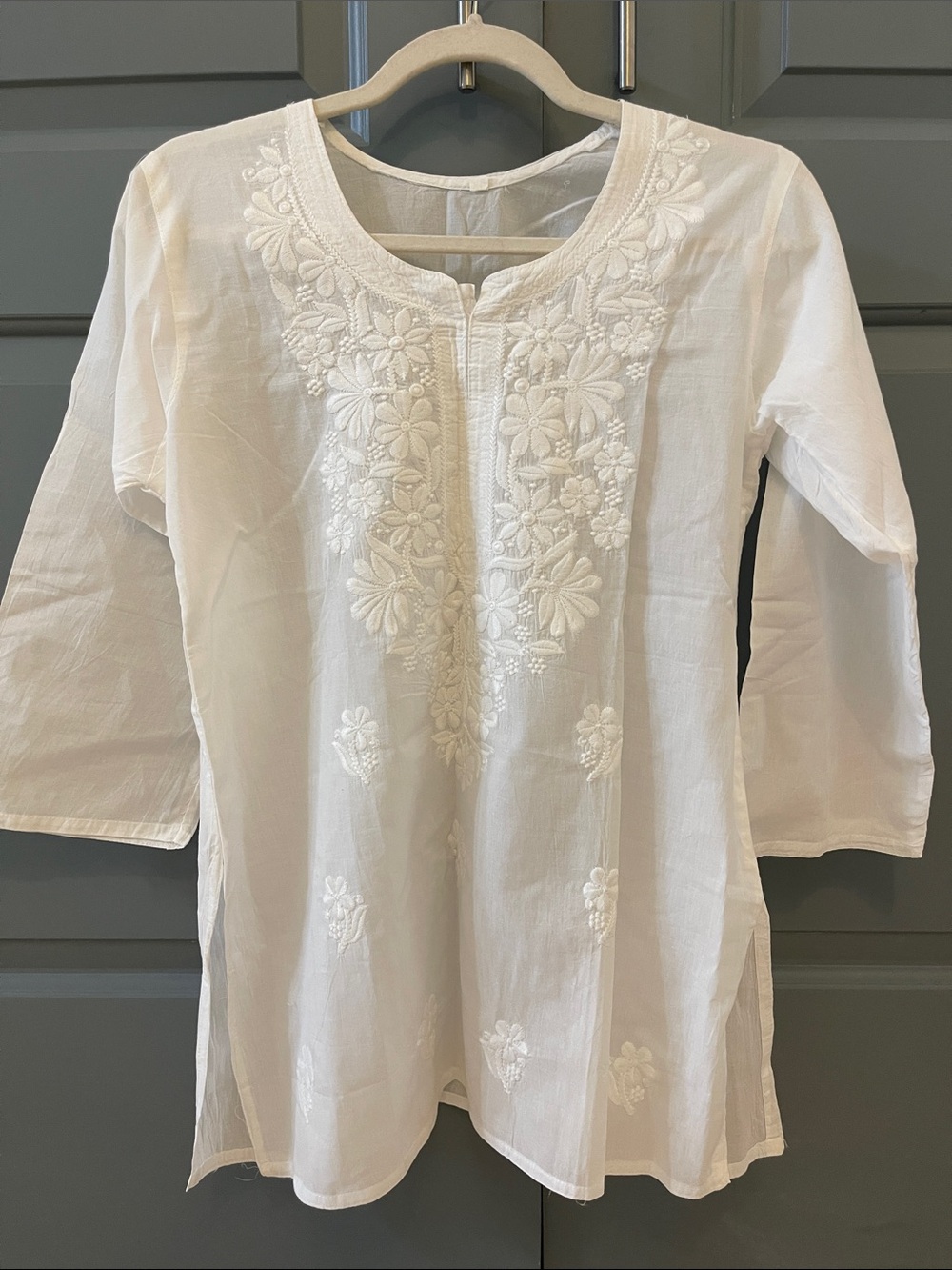 Women's White Embroidered Cotton Tunic Kurta Top Fit Size Small And Medium Too